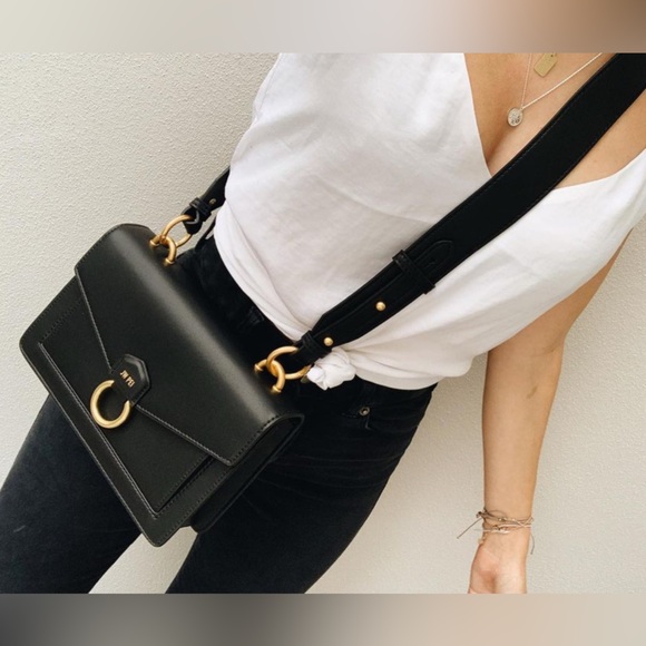 Envelope Gold Hardware Crossbody Bag JW PEI - Picture 3 of 3